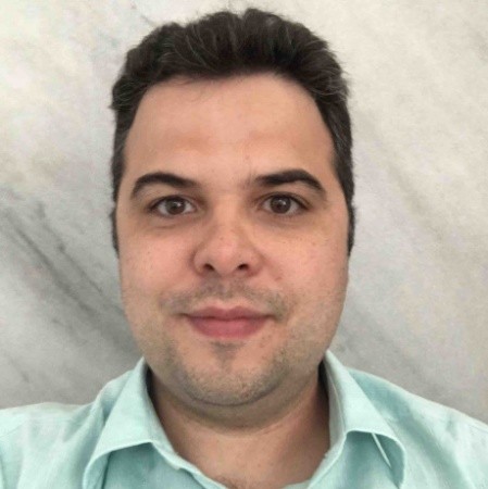 Person keynote picture profile